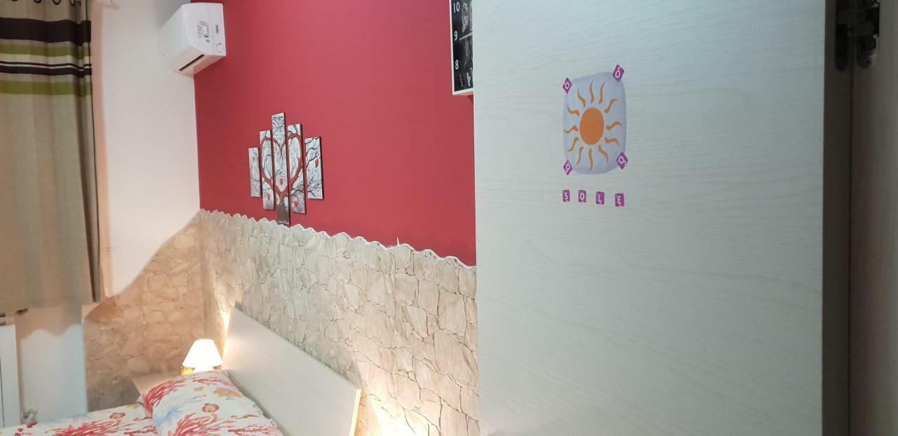 Villino Soleluna เลชเช ภายนอก รูปภาพ